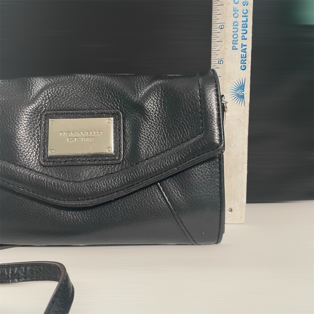 Tignanello Black Leather Crossbody Bag - Picture 10 of 13